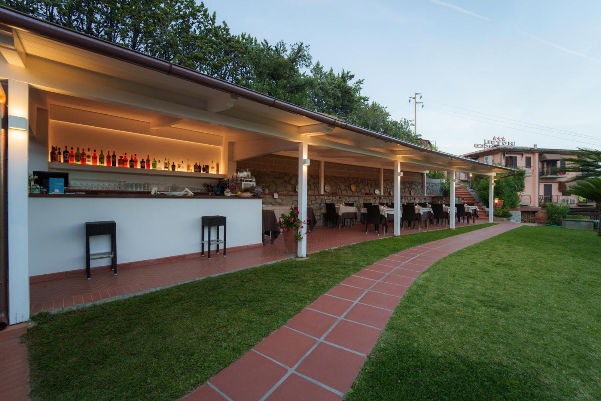 Hotel Lo Scirocco Fetovaia Exterior foto